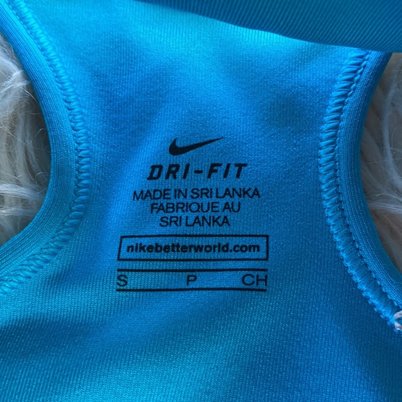 Nike sports bra in turquoise - Picture 2 of 2